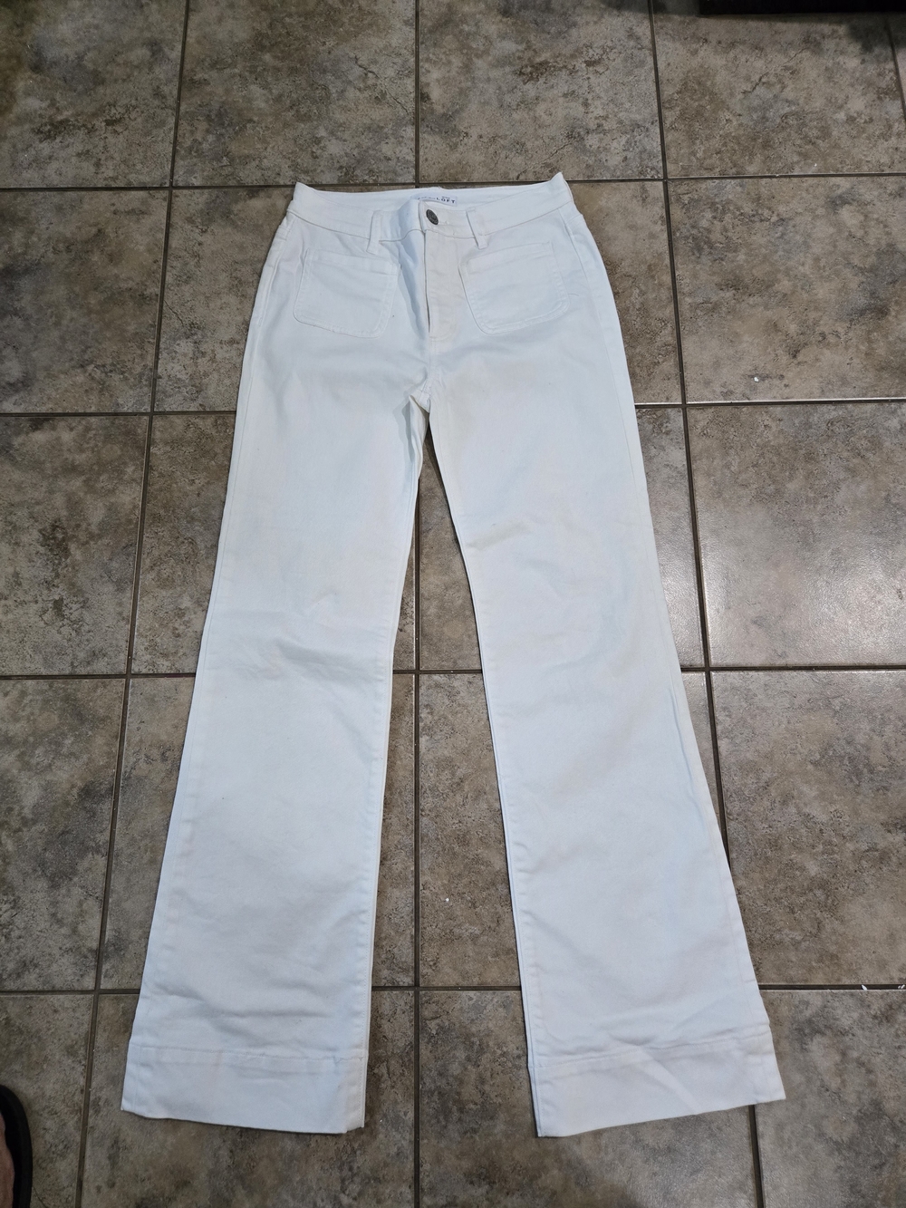 LOFT Wide Leg Size 26 White High-Rise Jeans